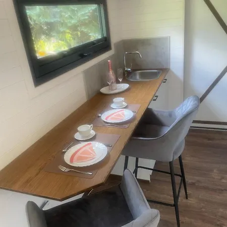 Apartment Tiny-haus *